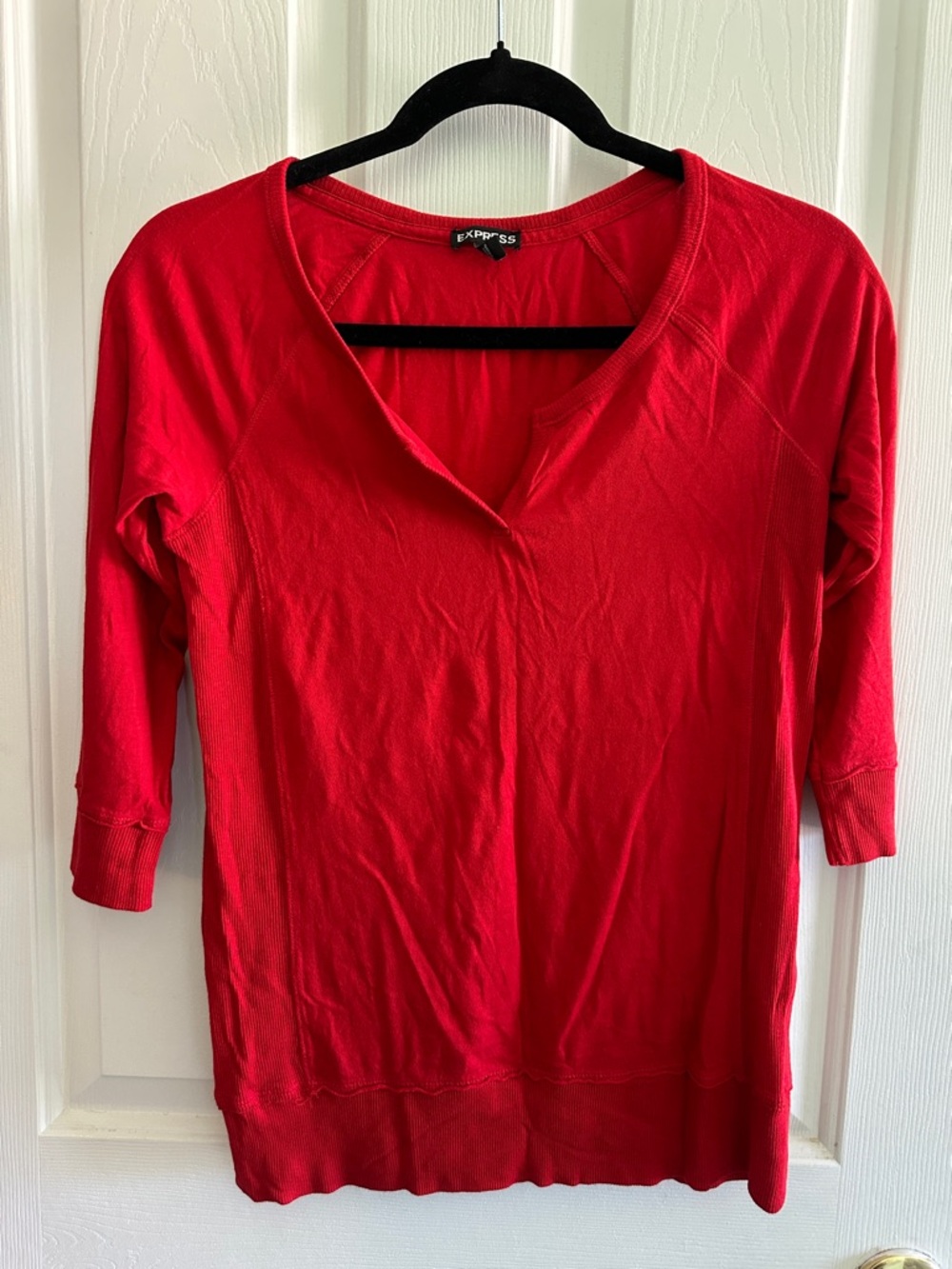Express Women’s Red V-Neck Long Sleeve Top
